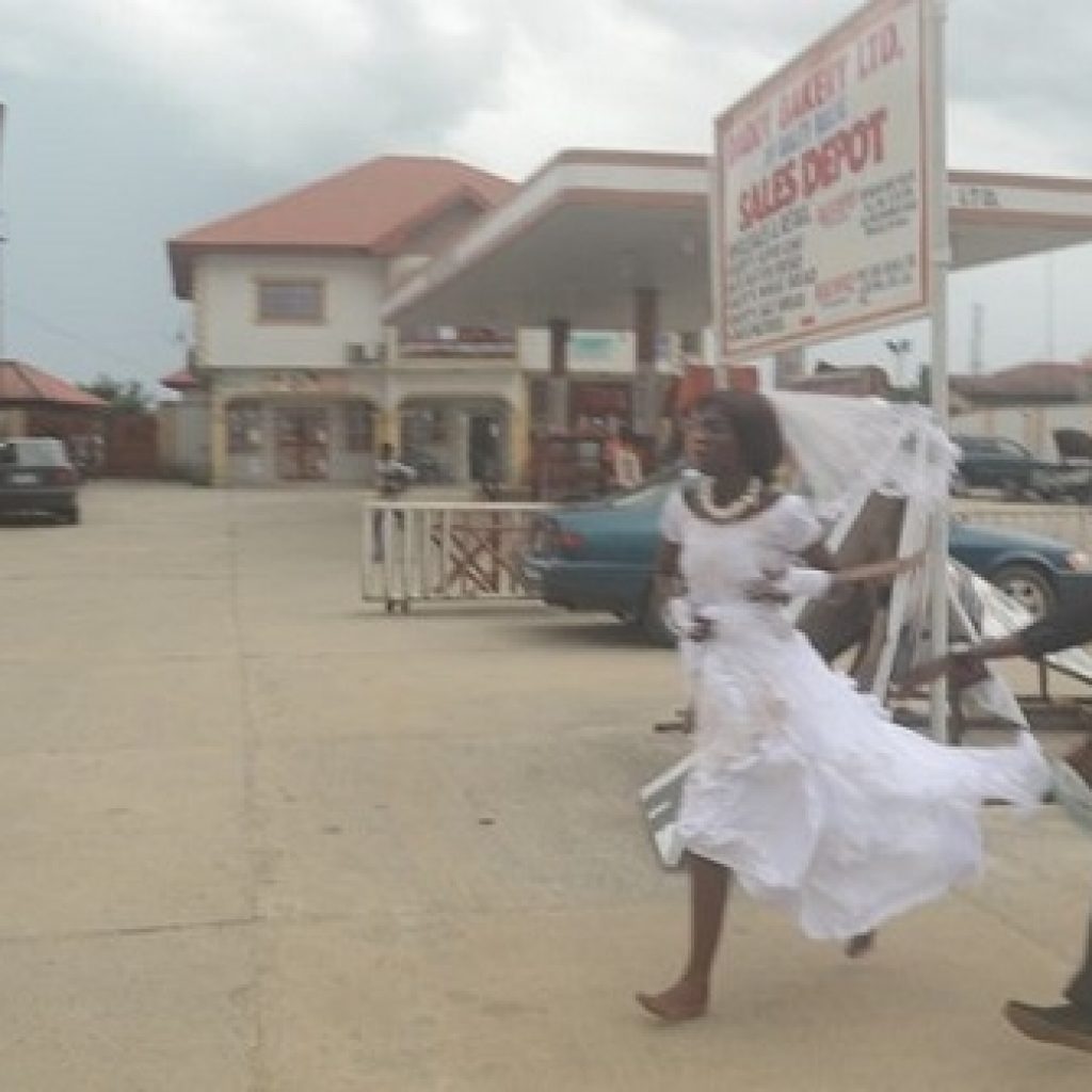 PHOTOS: ‘I’m no longer interested’ – Bride runs out of wedding reception