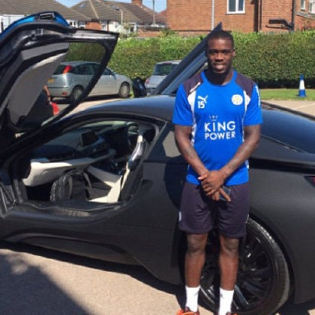 Jeffrey Schlupp emerges unhurt after crashing £190,000 Lamborghini