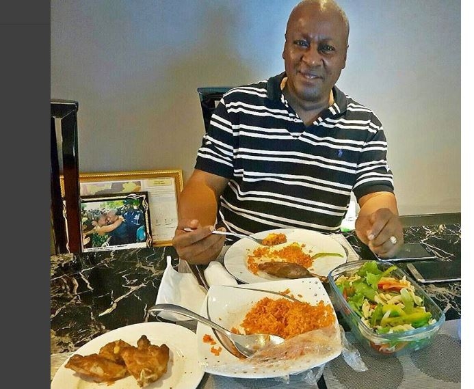 Mahama wades into ‘Ghana-Naija jollof’ conversation; praises Lordina