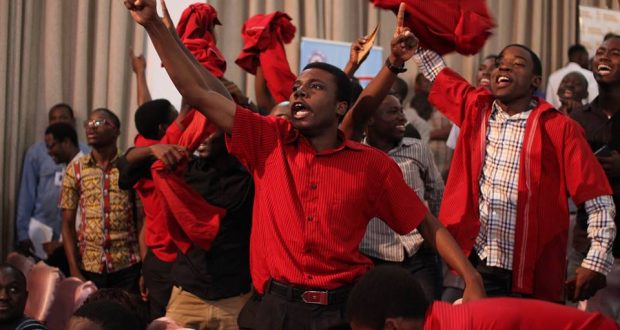 #NSMQ2017: Mfantsipim eliminate St. Peter's and Kwahu Ridge with last ditch knock-out 'punch'