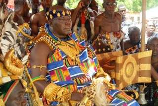 NPP gurus go on their knees for 45 minutes to beg ‘infuriated’ Asantehene