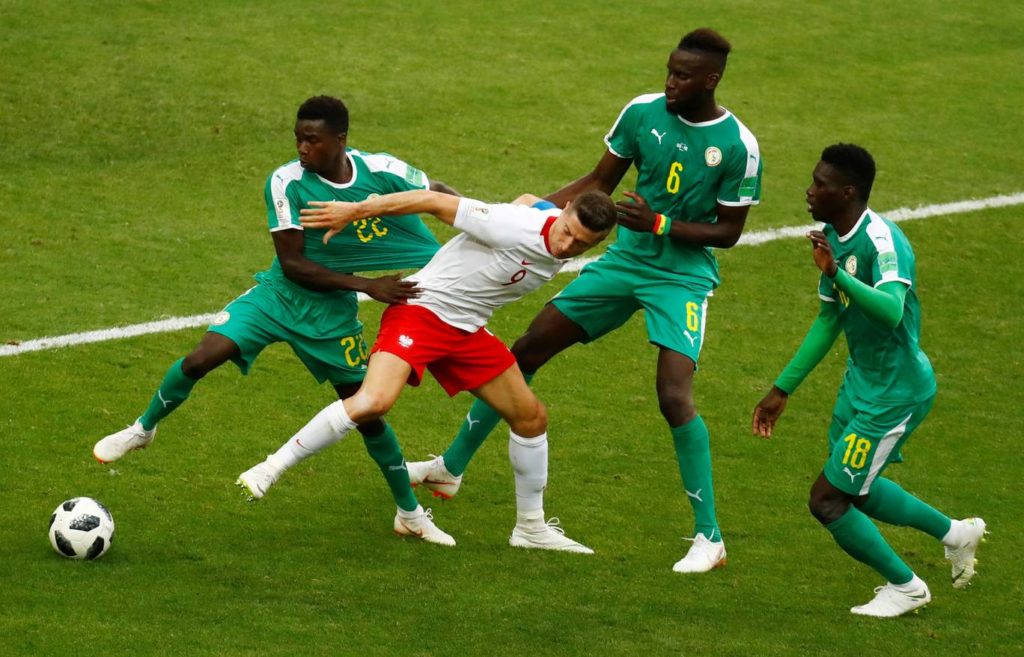 Poland 1-2 Senegal: M'Baye Niang seals World Cup win after Wojciech Szczesny howler