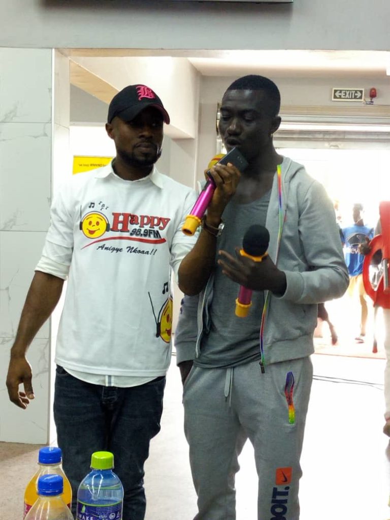 VIDEO: Hundreds of fans patronize Supabets/Happy FM 2018 World Cup final activation