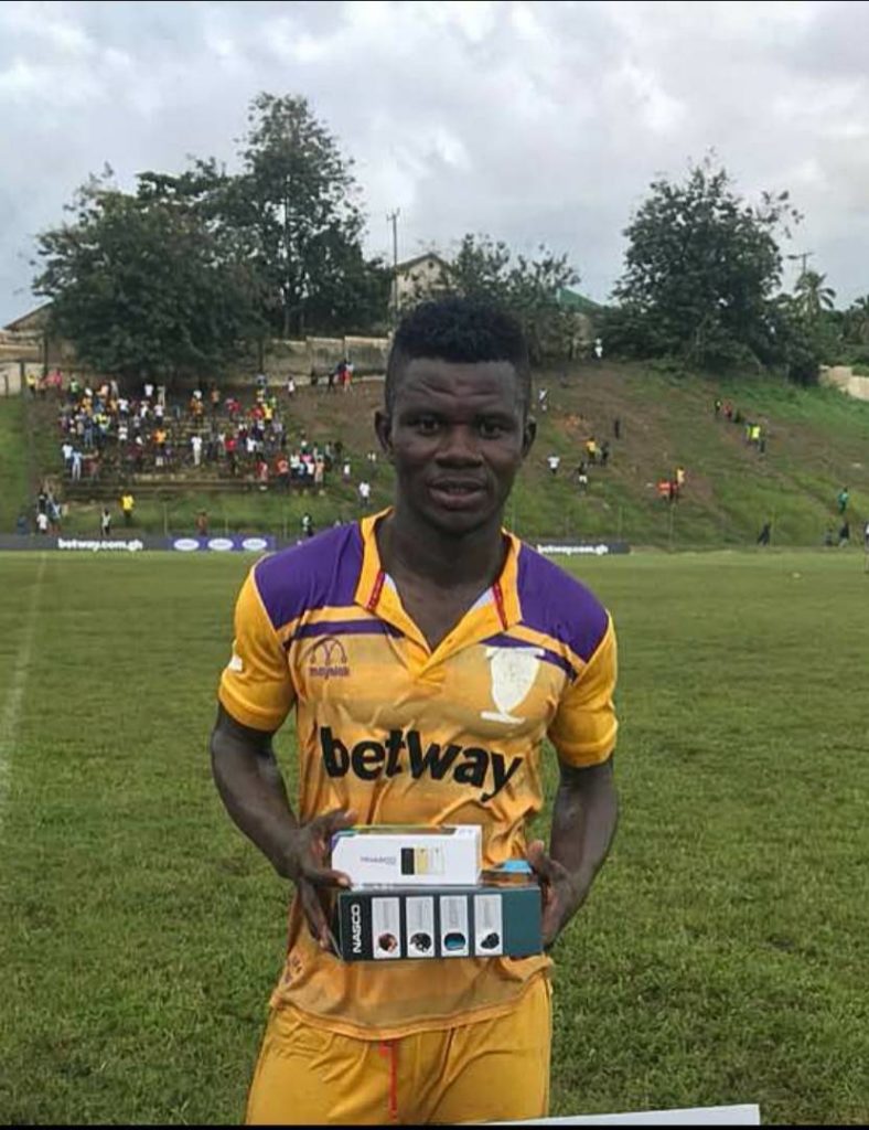 Medeama SC coach issues warning to Asante Kotoko over star midfielder Akwasi Donsu