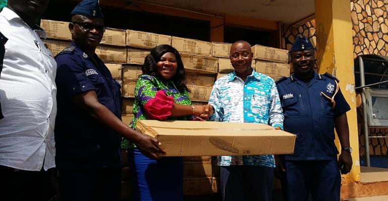 Madina MP Boniface donates streetlights to assembly