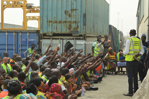 Thousand turns up at GRA auctioning of confiscated goods