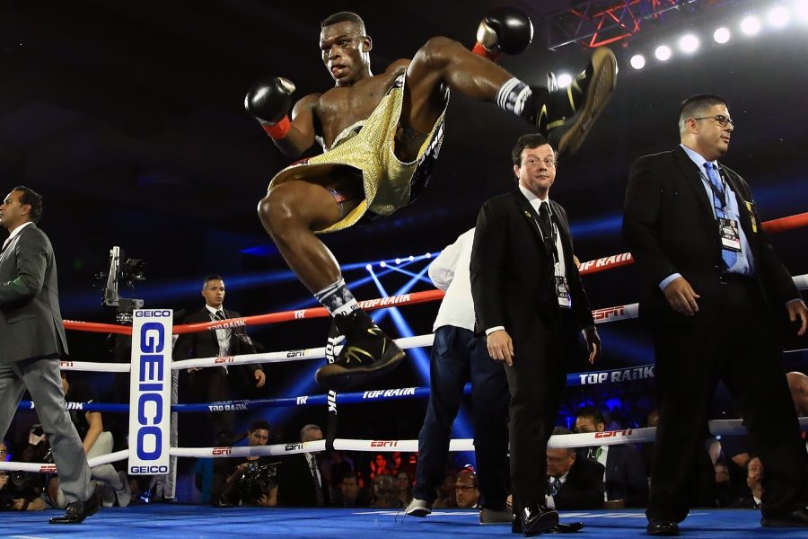 How Richard Commey disciplined Ray Beltran in pictures