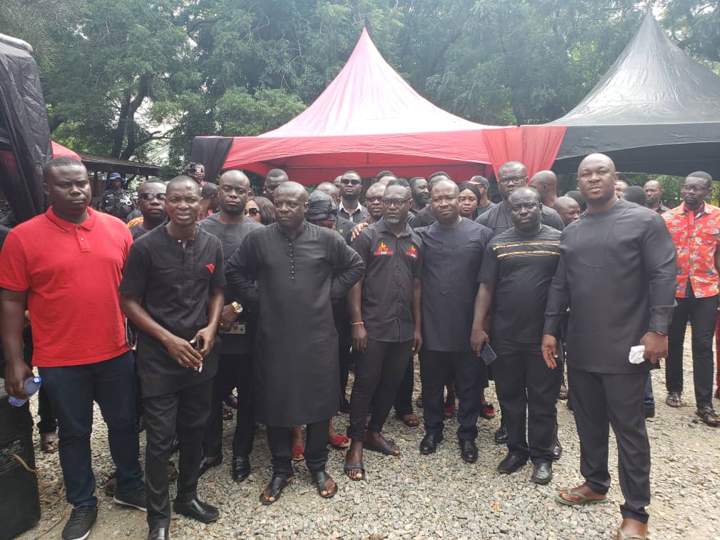 Photos: Sports journalists tear up as colleague laid to rest