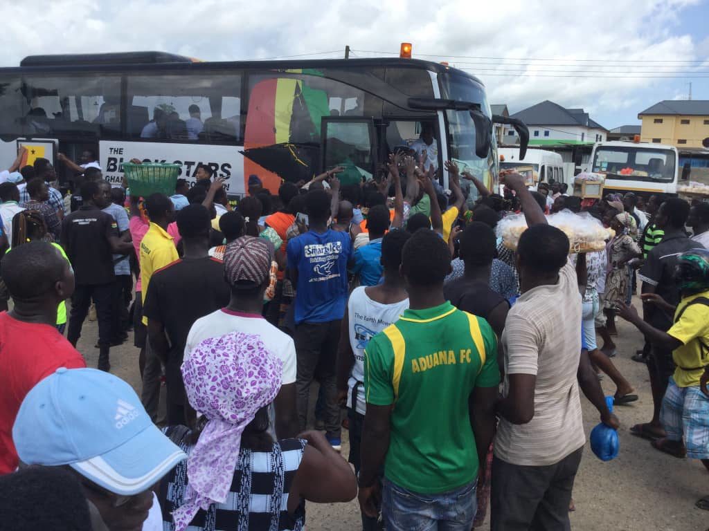 #BringBackTheLove: Black Stars mobbed by fans enroute to Cape Coast ahead of South Africa Clash