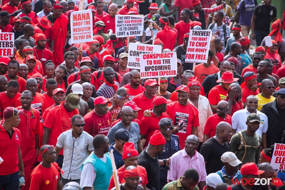 Over thirty thousand demonstrators hit the road in Kumasi