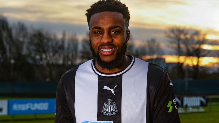 #WamputuTransfer: Danny Rose joins Newcastle on loan