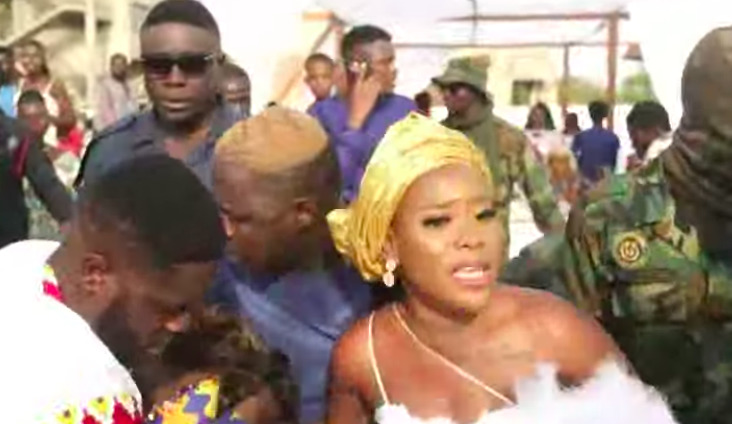 Fella Makafui faints at wedding