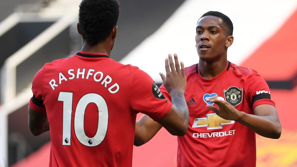 Martial hat-trick as Man United sink Blades