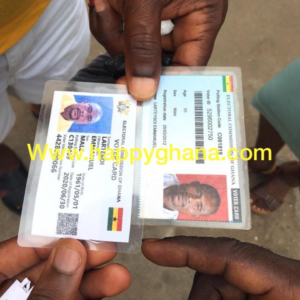 Difference between the old voter’s ID Card and new voter’s card