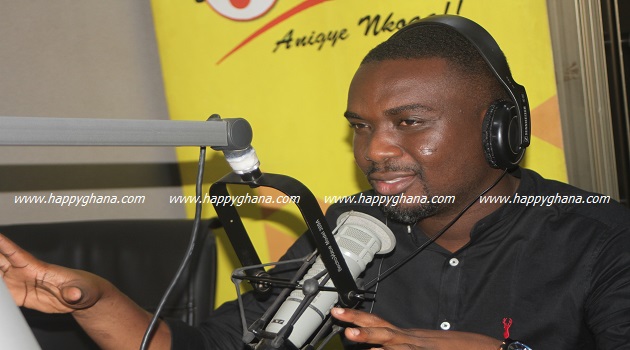 Joe Mettle confirms wedding with a stunning   photo with his bride-to-be