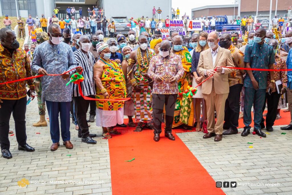 Education Minister lauds Nana Addo’s vision at commissioning of new University in Somamya