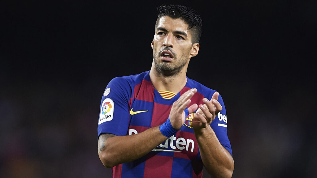 Atletico Madrid sign Luis Suarez from Barcelona