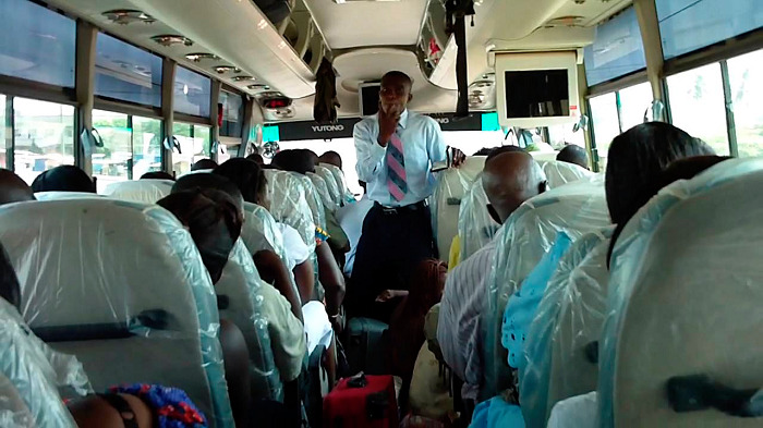 Evangelist shares strategy for taking offering from passengers