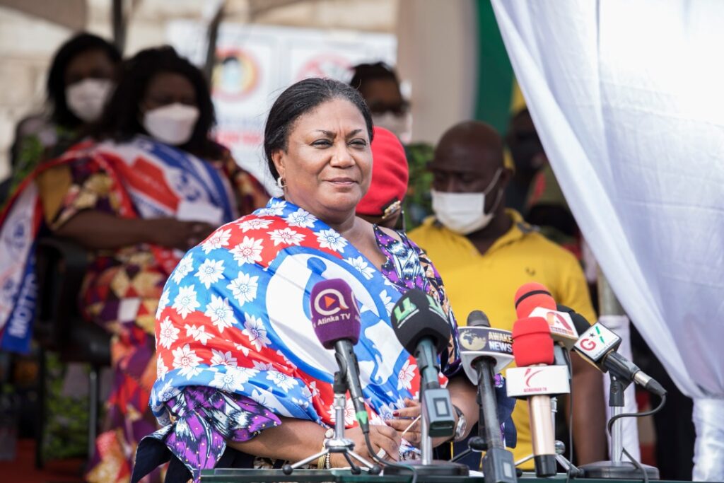 First Lady courts Tema voters