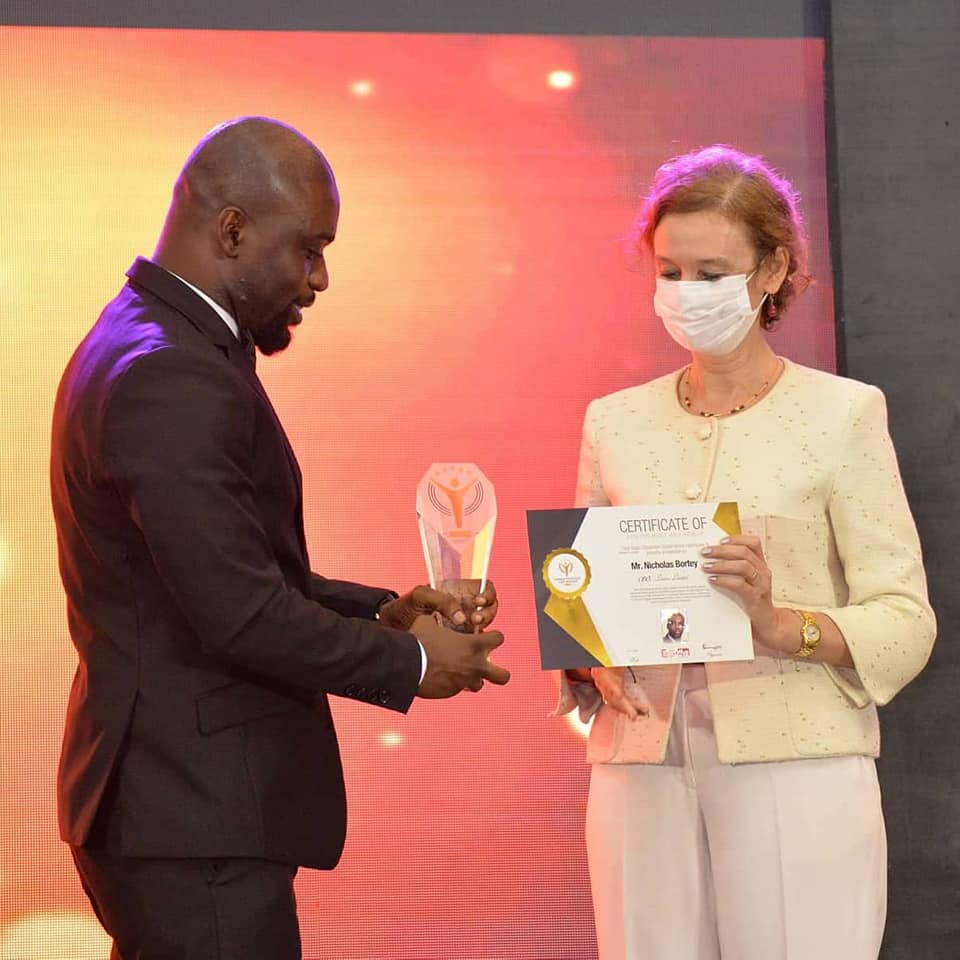 Nicholas Bortey wins Industry CEO Award