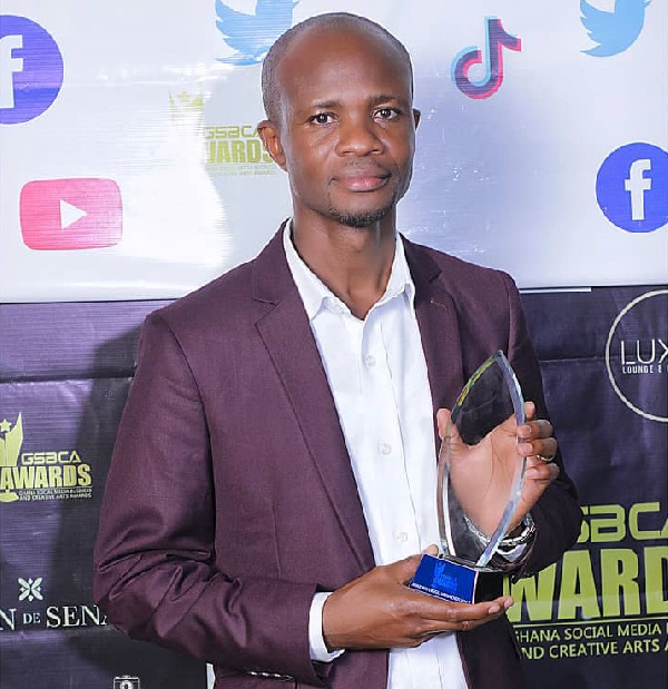 AfricaWeb’s Eric Kwaku Vlidzo wins Digital Media Sales & Marketing Man of the Year award