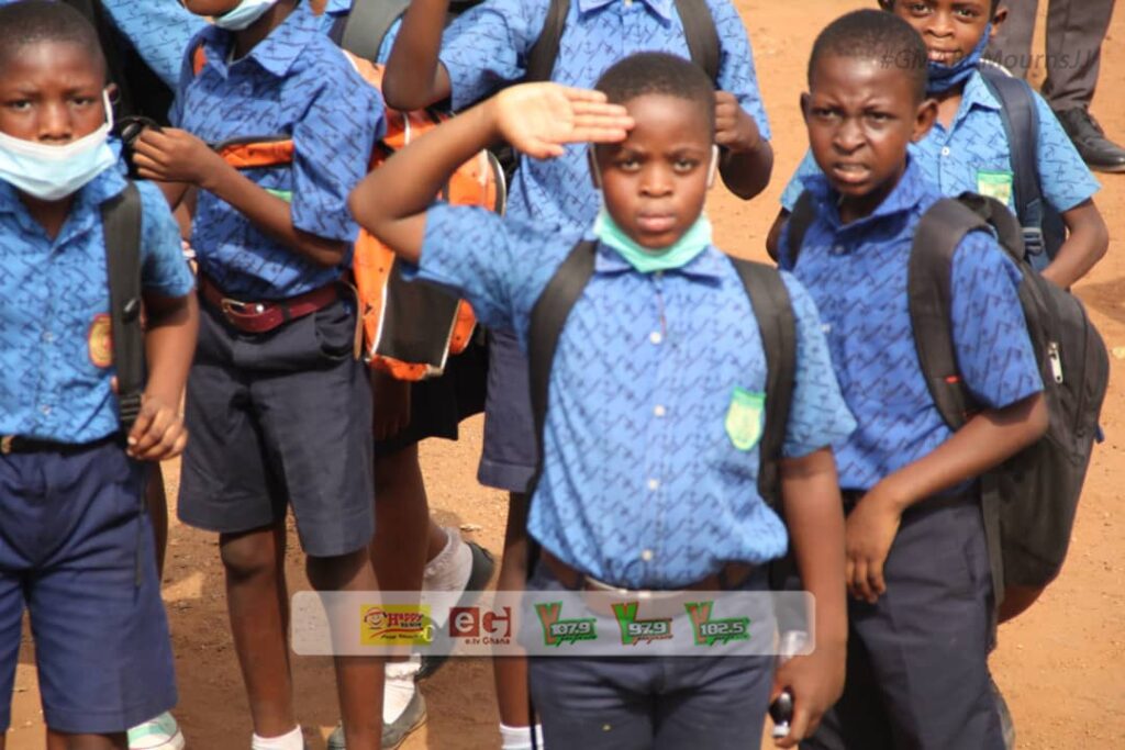 Heartbreaking Photos: How Burma Camp school kids paid last respect to Rawlings