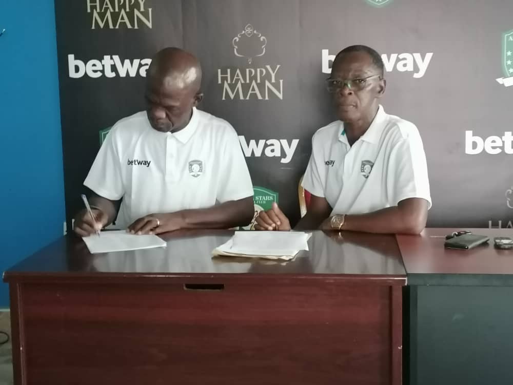 Aduana Stars appoint Asare Bediako as head coach