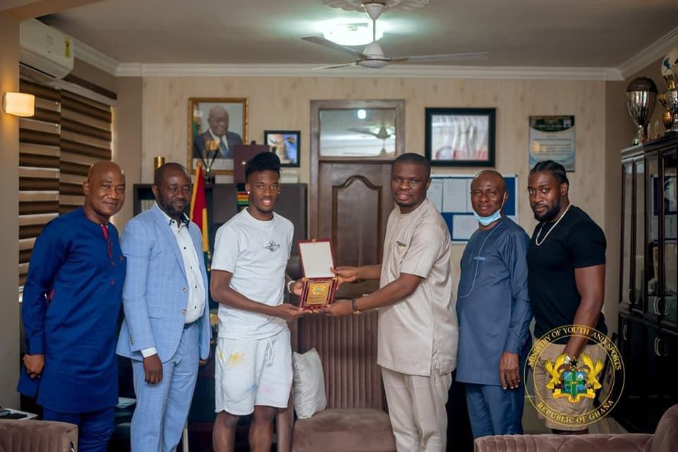 Sports Minister Mustapha Ussif offers support to Chelsea star Hudson-Odoi