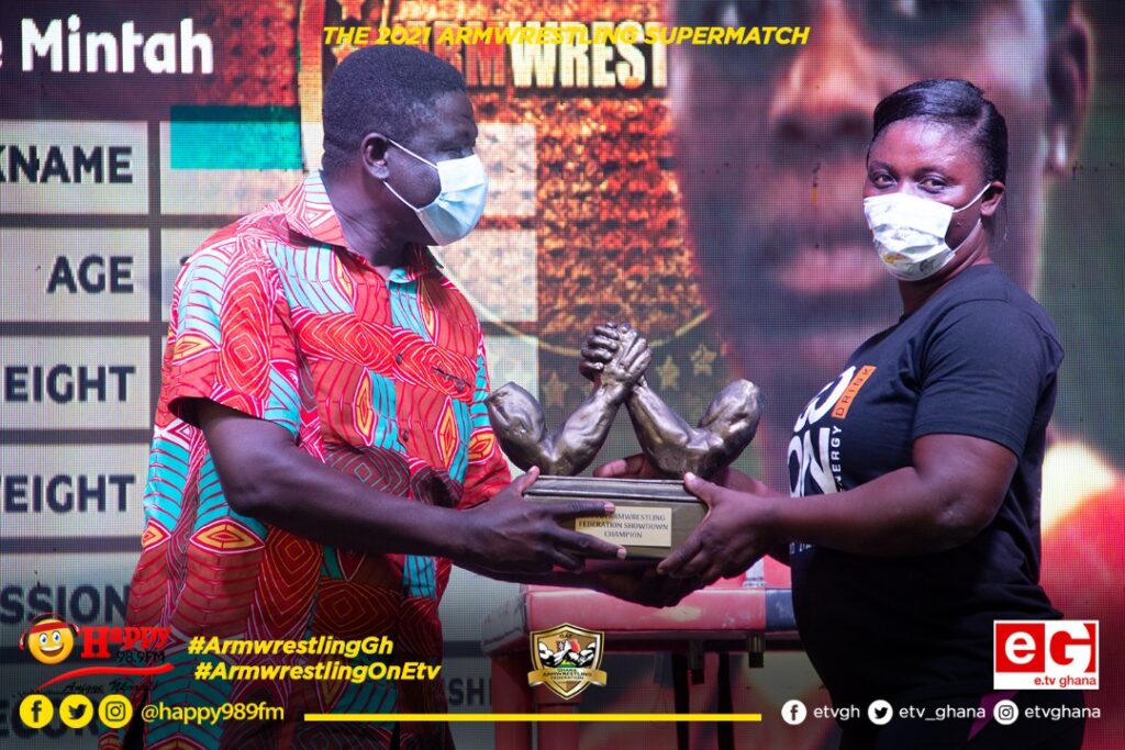 Grace Mintah: Police officer wins Armwrestling Supermatch