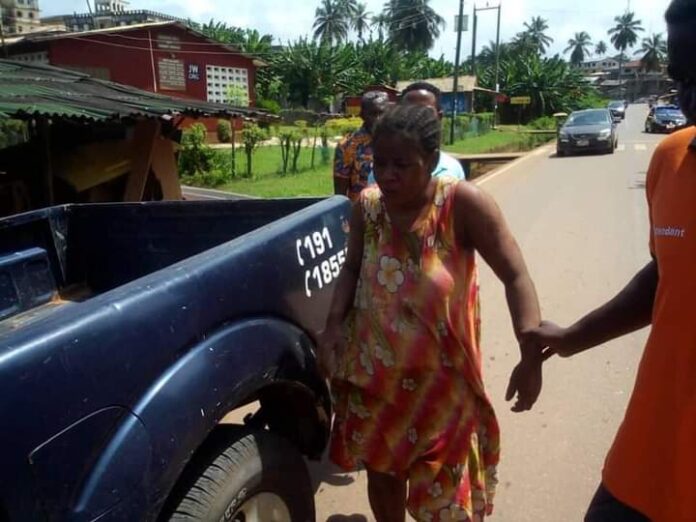 T’adi ‘Pregnant’ woman has no money to buy silicon; she was forced to confess – Neighbours