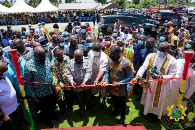 1D1F: Akufo-Addo commissions yam, cassava processing factory in Oti