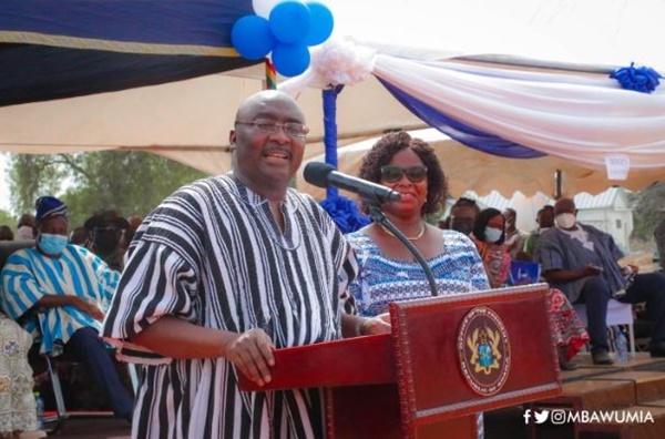 Textbooks will be replaced with laptops in SHS this year – Bawumia