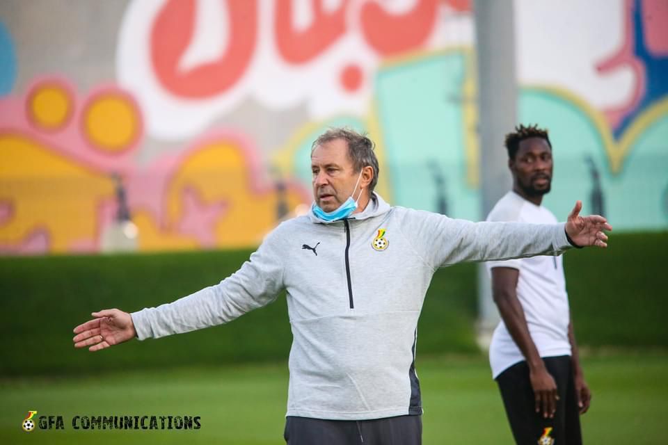 Official: GFA sacks Milovan Rajevac