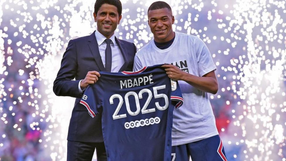 PSG keep Mbappe