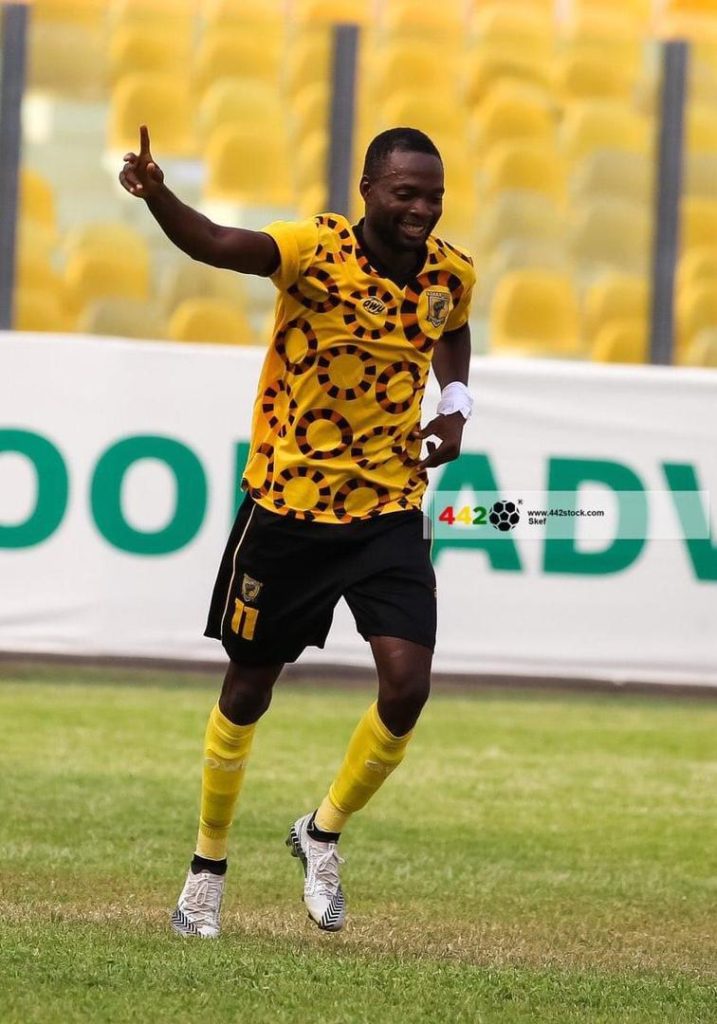 Yaw Annor equals Ishmael Addo’s record, beat Mbella to win GPL goal king