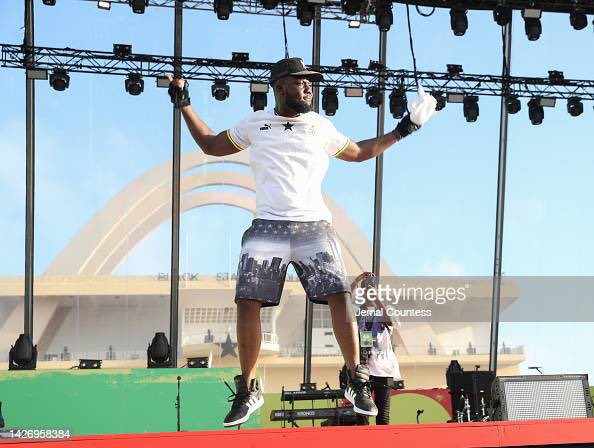 Video: Kojo Manuel, Mic Smith thrill patrons at Global Citizen Festival