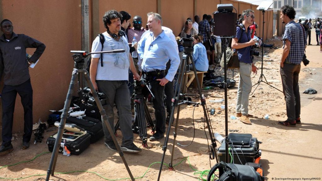 Burkina Faso: French journalists expelled over alleged military murder investigations