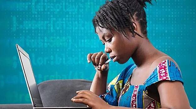 IIPGH collaborates with Vodafone to train 1000 young girls in digital skills