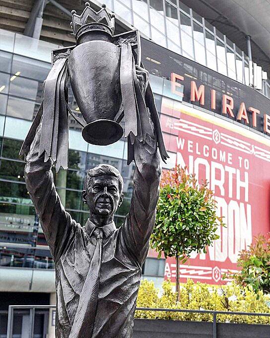 Arsenal honours Former coach Arsene Wenger with statue at the Emirates