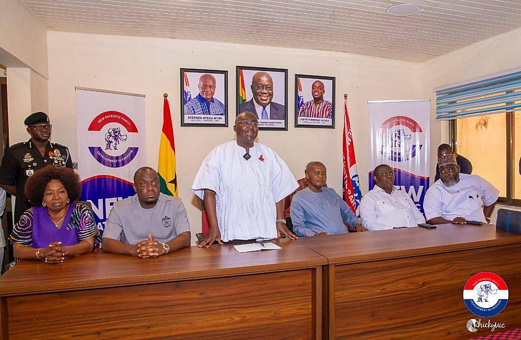 Dr. Bawumia makes first official visit to NPP Headquarters; calls for unity and inclusion for a resounding victory in 2024