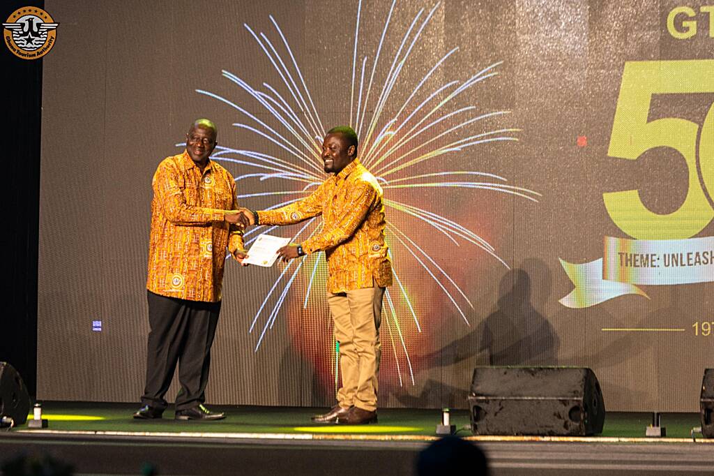 Kofi Atta Kakra Kusi bags Best Performing Staff award