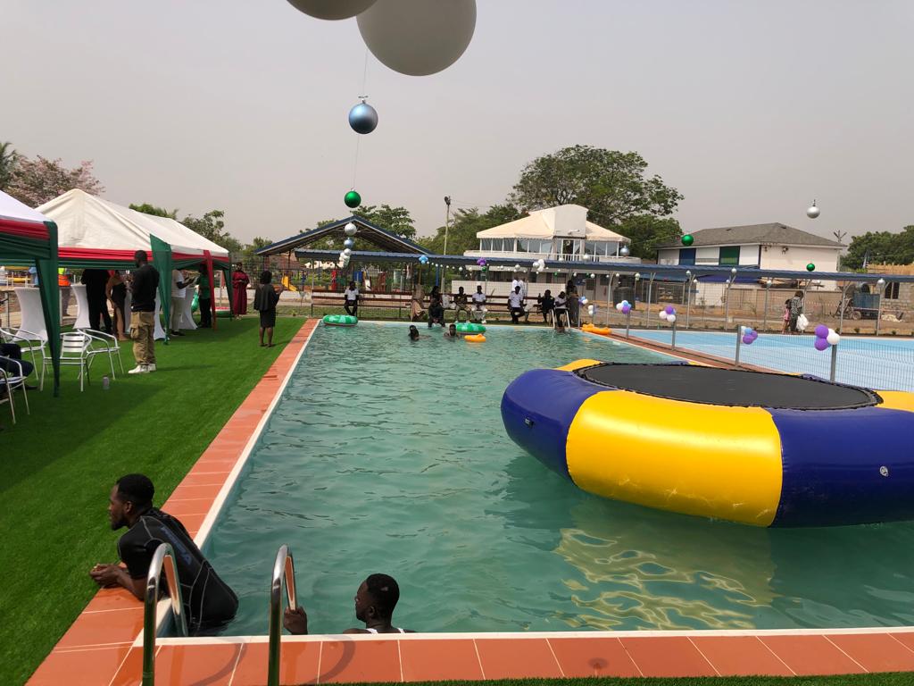 Lakeside Marina Park unveils ultramodern swimming pool