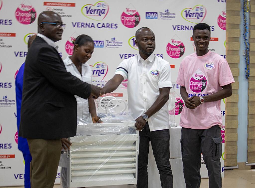 Twellium Ghana, Under its Flagship Verna Changing Lives Initiative, Donates Medical Equipment to Health Facilities in Ghana