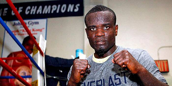 Stop chasing women and concentrate on your careers – Joshua Clottey warns young boxers in Ghana