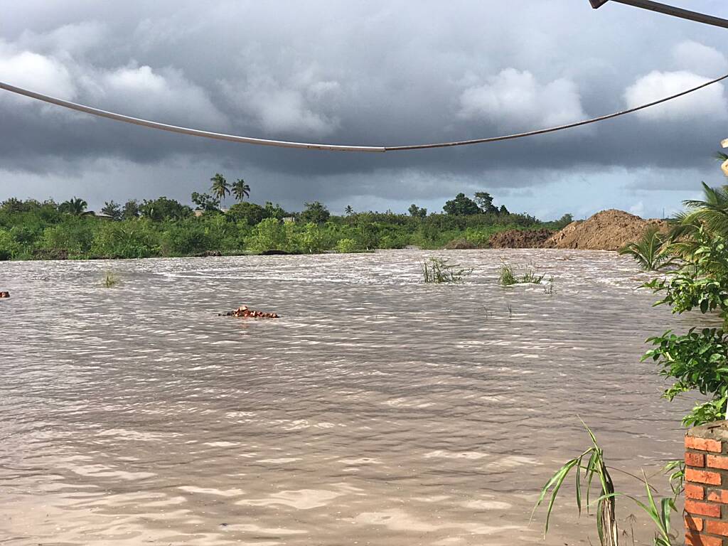 Traditional leaders pour libation to pacify gods over Okyereko flooding