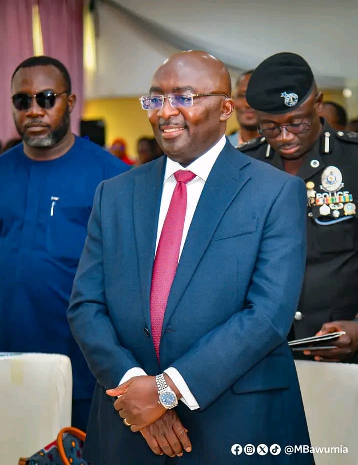 Dr. Mahamudu Bawumia gains support and admiration from Ashanti Regional House of Chiefs