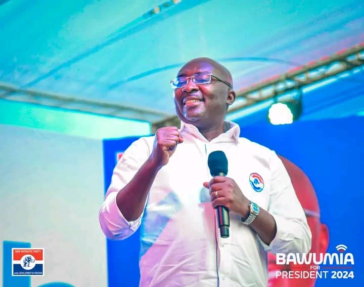 Dr. Bawumia pays courtesy call on Otumfuo