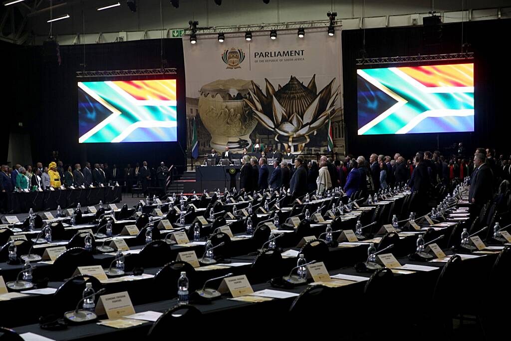 South African government commences 11 party parliamentary term