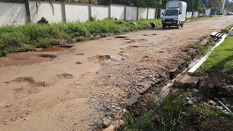 Dzorwulu residents cry out for help as roads deteriorate