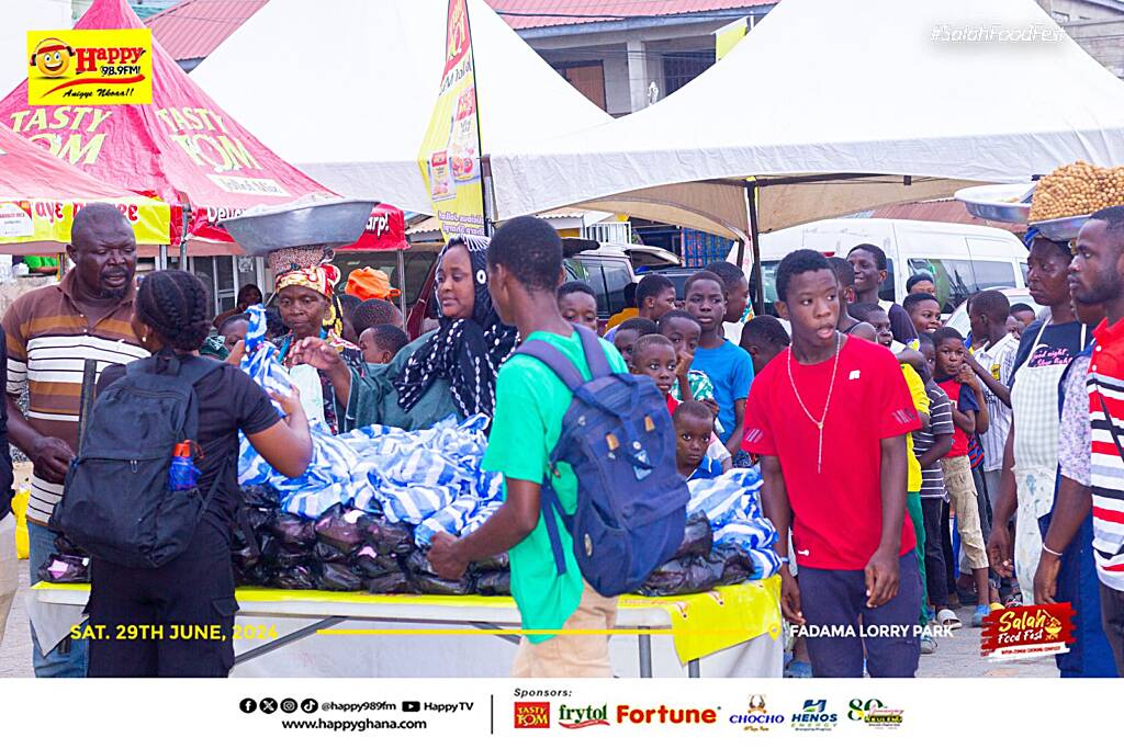 Happy FM feeds residents of Fadama at 2024 SalahFoodFest